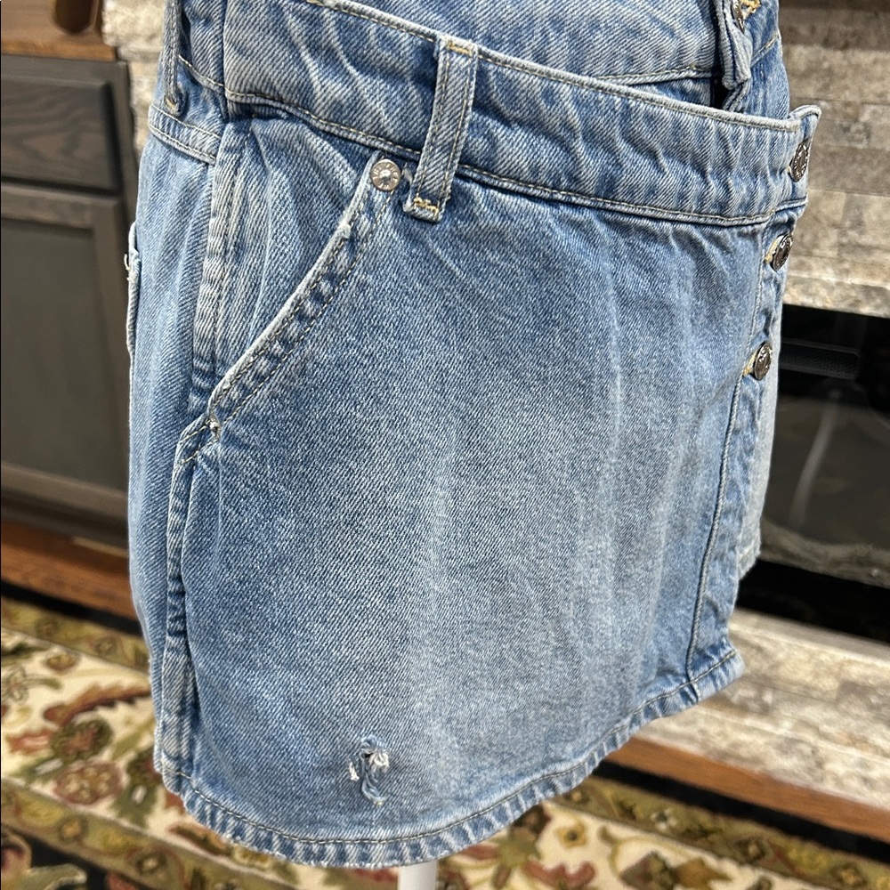Free People Distressed Denim Mini Skirt with Asymmetrical Button Detail size 24 - Picture 3 of 8